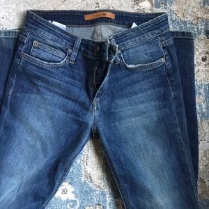 Joe’s skinny blue jeans